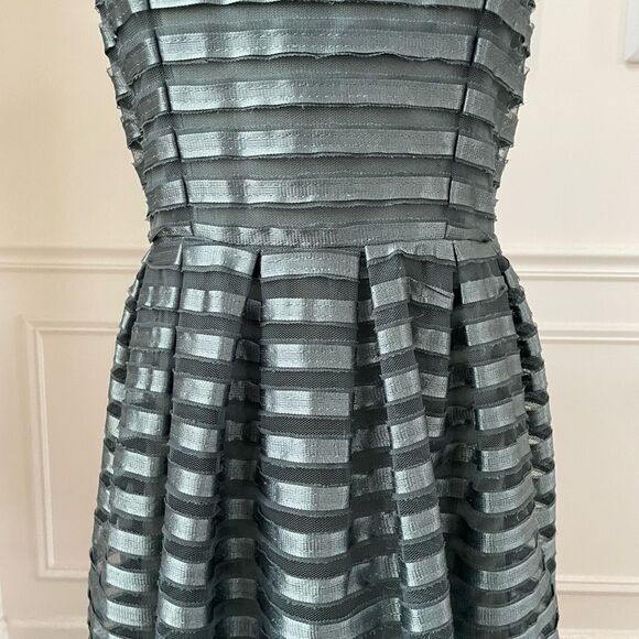 H&M Green Contrast Ribbon Fit and Flare Dress S - Picture 3 of 6